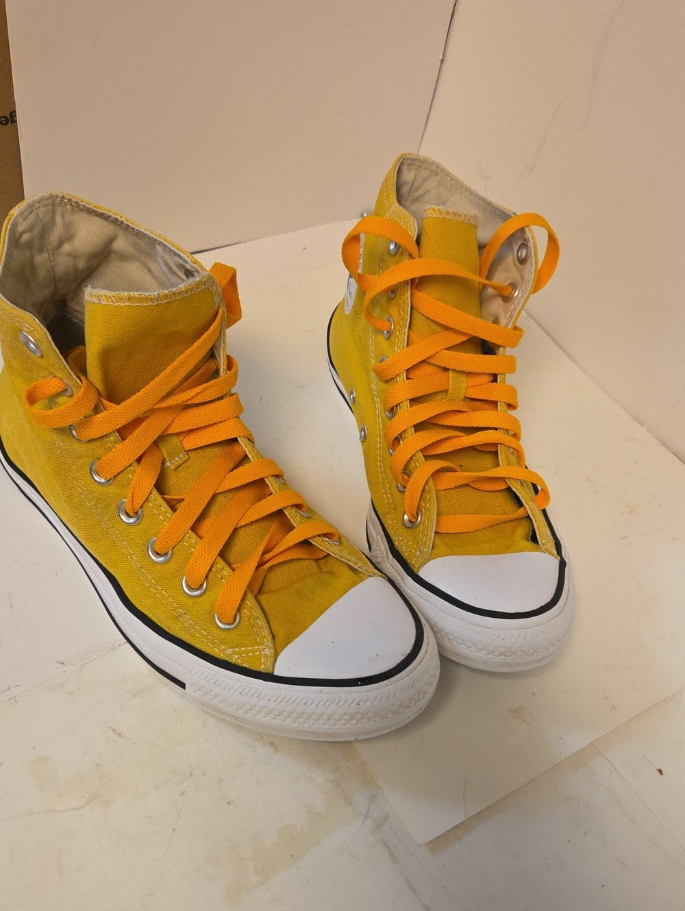 Converse High Top Sneakers Yellow with Orange Laces Size 7 Men 9 Women